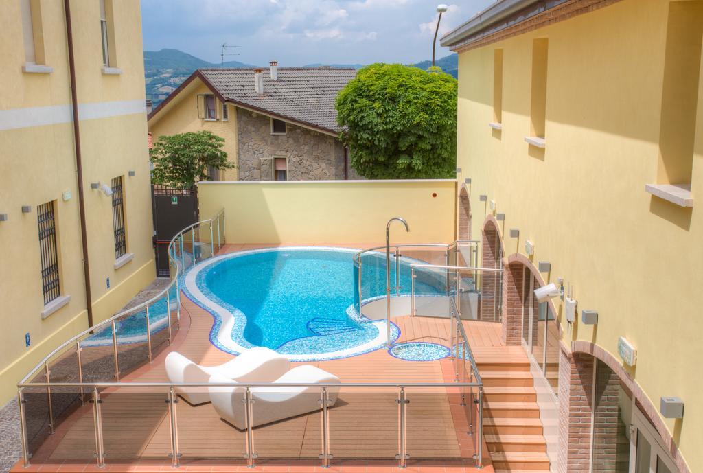 Hotel Il Duca Del Montefeltro Pennabilli Exterior foto